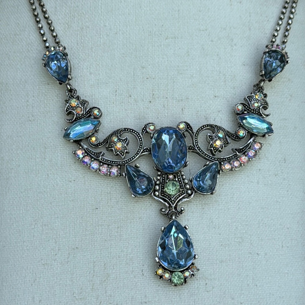 Avon Statement Necklace - image 5